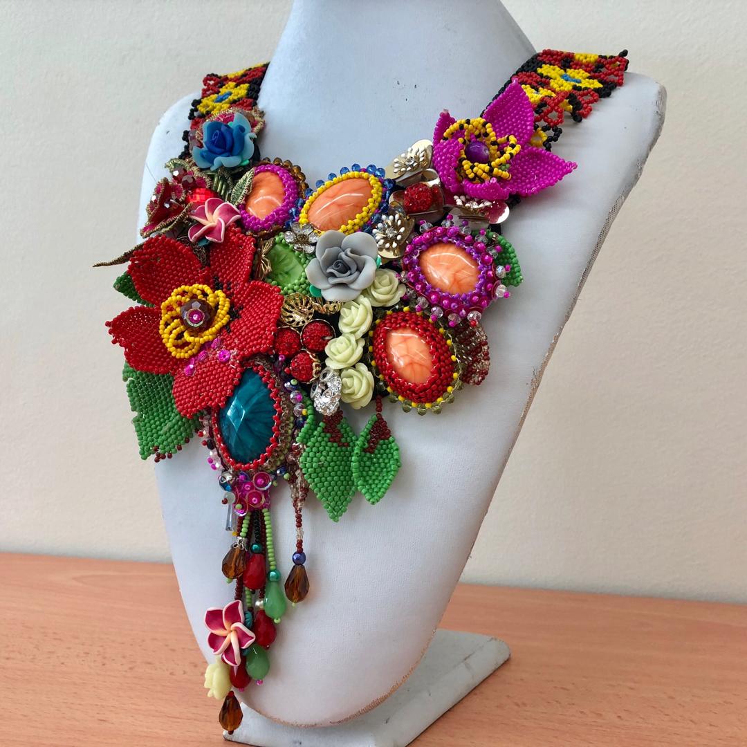 Roses and Mineral Stone Beads Work