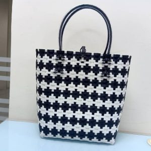 Handwoven penan basket Medium(Black/White)